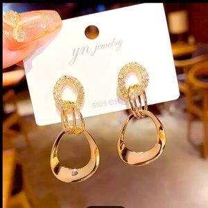 Beautiful 925 Gold Earrings
